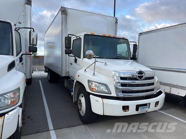 Hino 268 ボックスボディー、ウイング、箱車