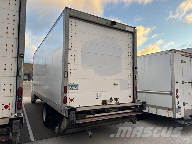 Hino 268 ボックスボディー、ウイング、箱車