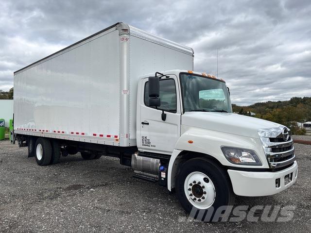 Hino 268 ボックスボディー、ウイング、箱車