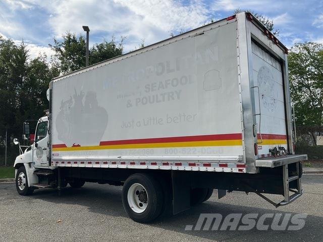 Hino 268 冷凍冷蔵車