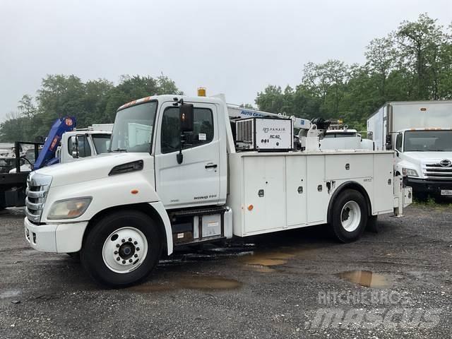 Hino 338 多目的／汎用車両