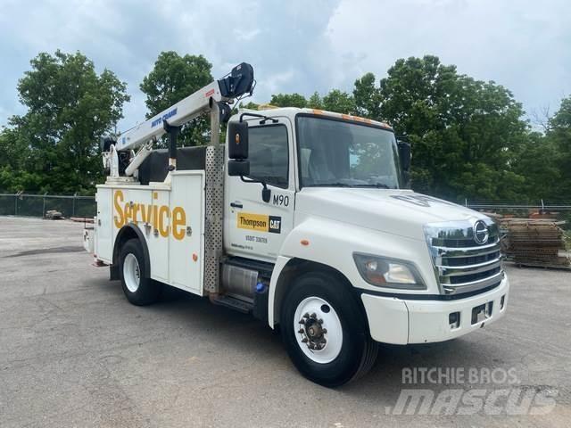Hino 338 多目的／汎用車両