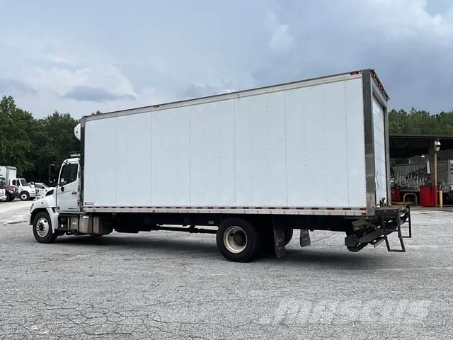Hino 338 冷凍冷蔵車