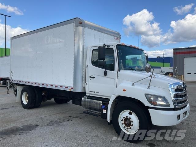Hino 338 ボックスボディー、ウイング、箱車