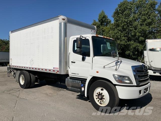 Hino 338 ボックスボディー、ウイング、箱車