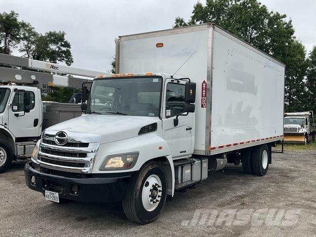 Hino 338 塵芥車、パッカー車