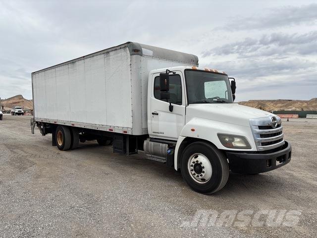 Hino 338 ボックスボディー、ウイング、箱車