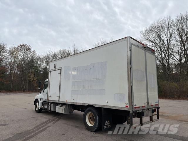 Hino 338 ボックスボディー、ウイング、箱車