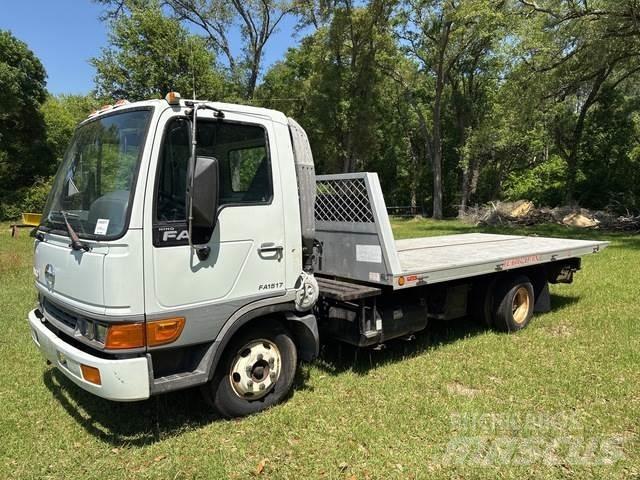 Hino FA1517 レッカー車