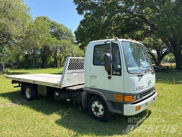 Hino FA1517 レッカー車