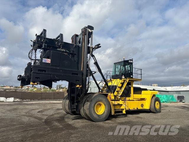 Hoist  コンテナハンドラー