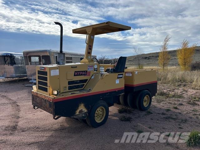 Hypac C530AH タイヤローラ