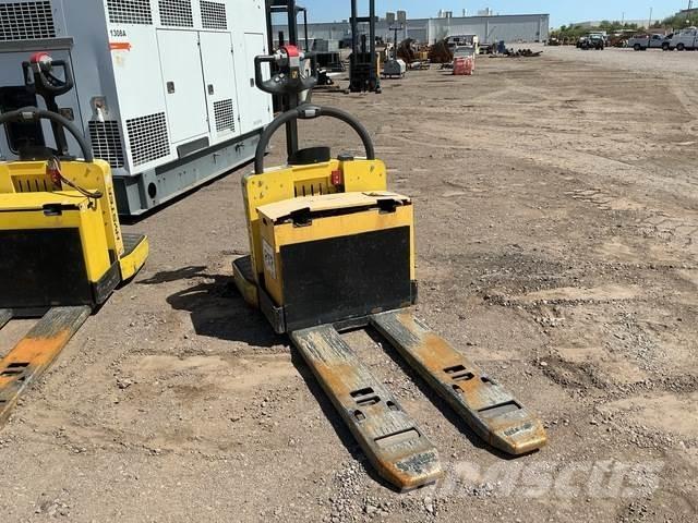 Hyster B60ZAC ハンドパレットトラック
