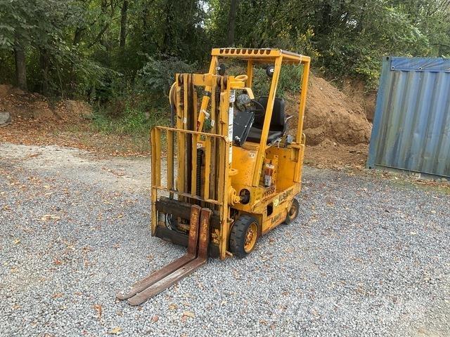Hyster E25XL バッテリーフォークリフト