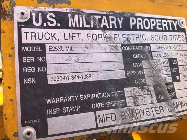 Hyster E25XL バッテリーフォークリフト
