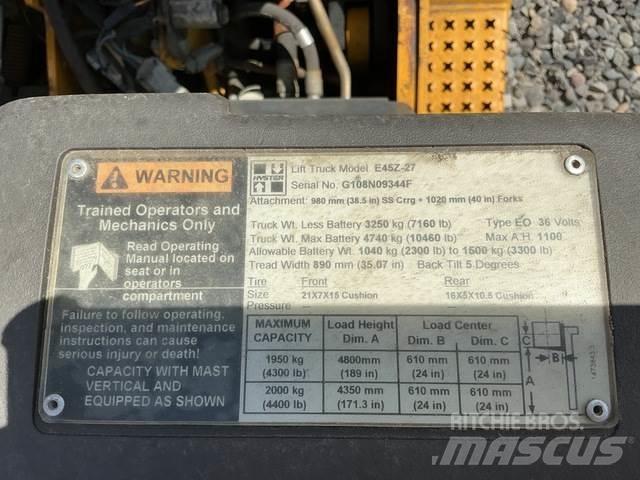 Hyster E45Z-27 バッテリーフォークリフト