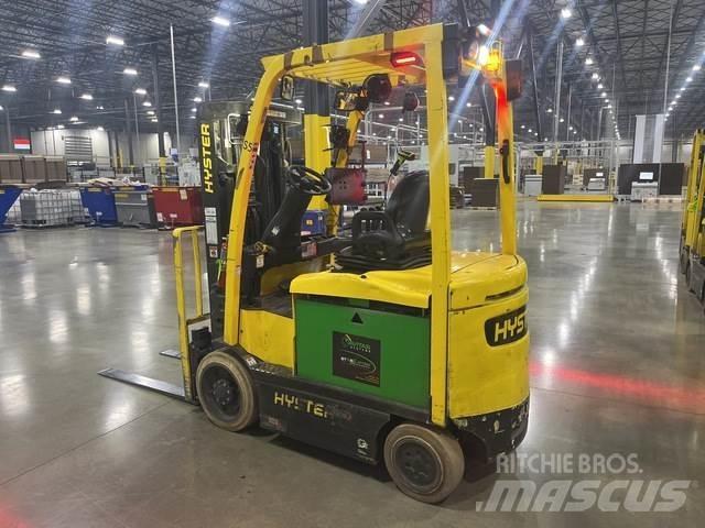 Hyster E50XN バッテリーフォークリフト