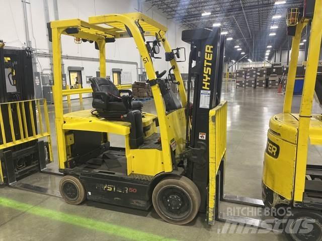 Hyster E50XN バッテリーフォークリフト