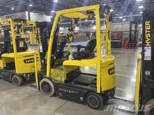 Hyster E50XN バッテリーフォークリフト
