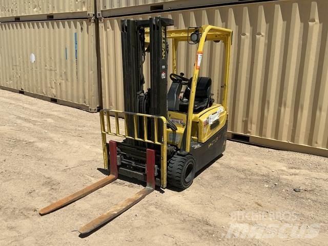 Hyster J40XNT バッテリーフォークリフト