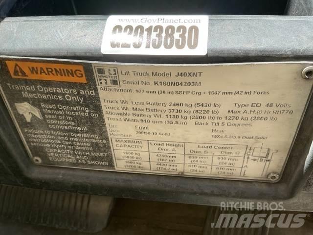 Hyster J40XNT バッテリーフォークリフト