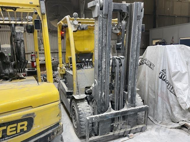 Hyster J80XN バッテリーフォークリフト