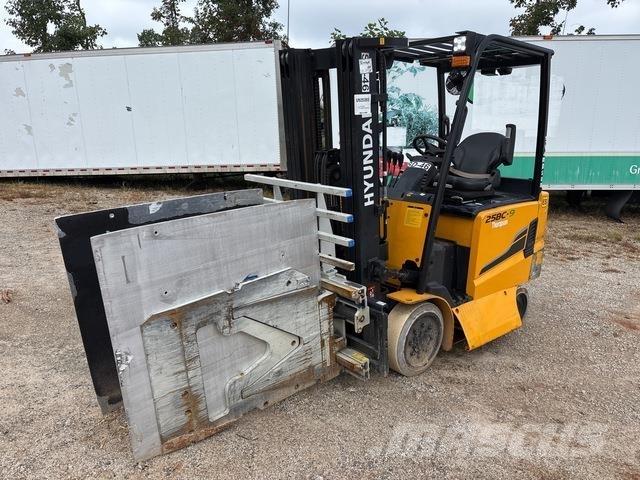 Hyundai 25BC-9 バッテリーフォークリフト
