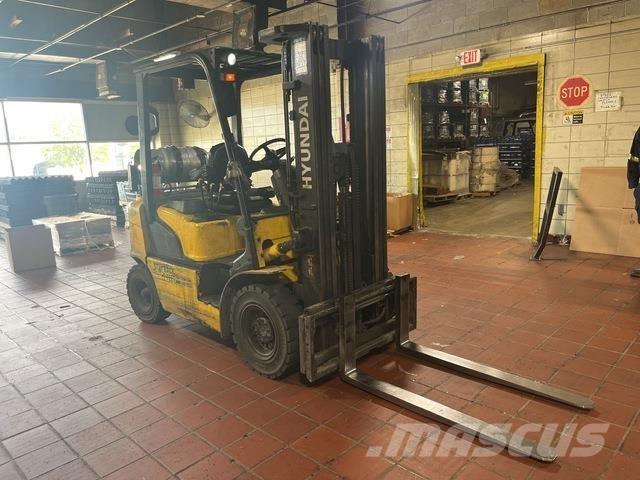 Hyundai 25L-7A フォークリフト - その他