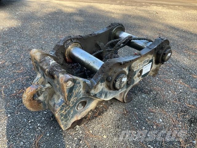 Hyundai EQD45 グラップル