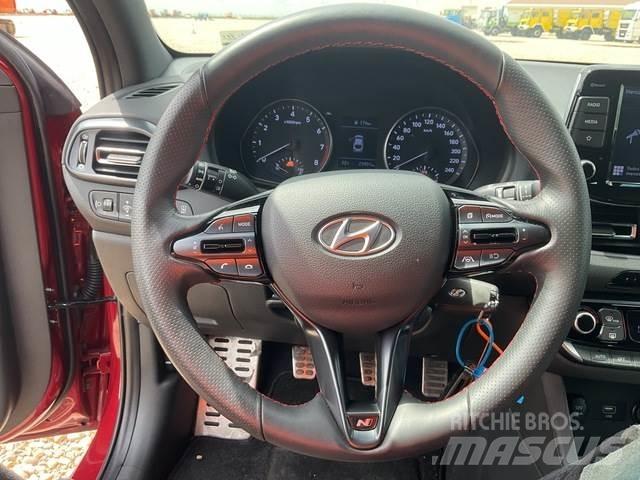 Hyundai i30 自動車