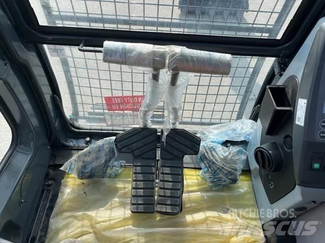 Hyundai R210 大型油圧ショベル12t以上（パワーショベル・ユンボ）