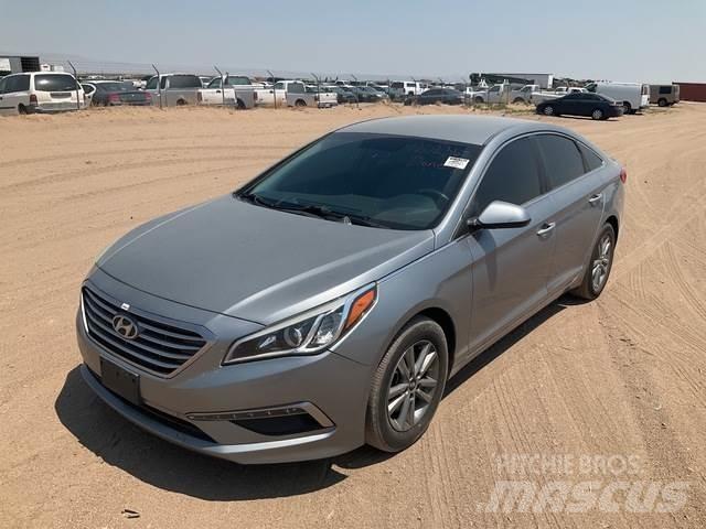Hyundai Sonata 自動車