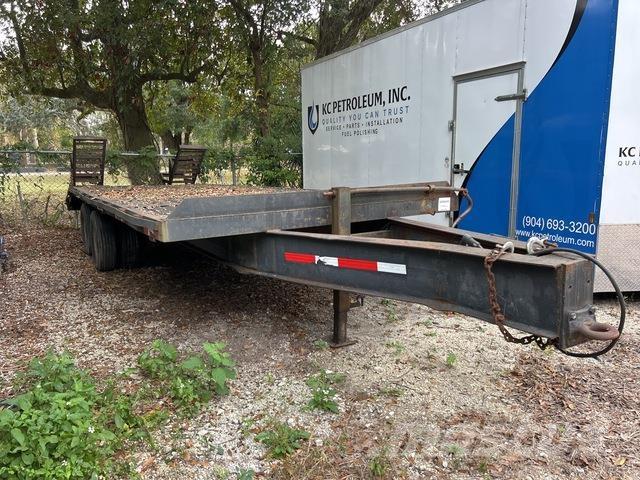  Irondog 車両運搬用トレーラー