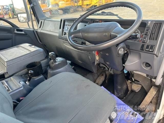 Isuzu FRR600 トラック高所作業車
