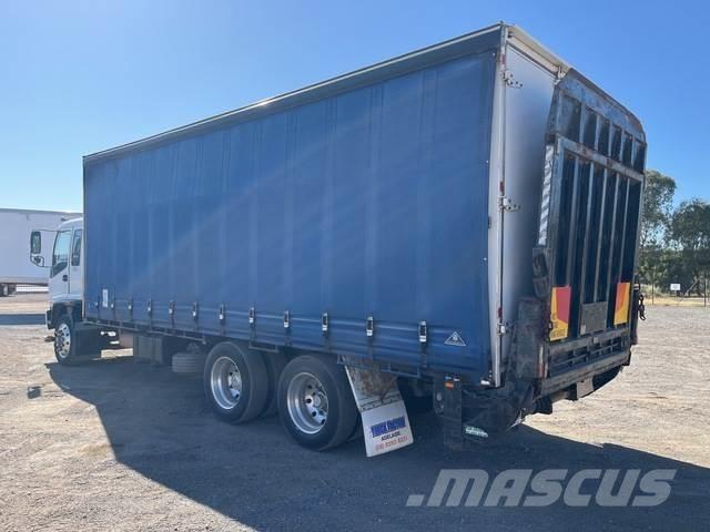 Isuzu FVR 950 カーテンサイダートラック
