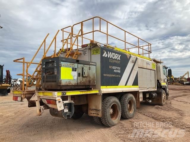 Isuzu FVZ1400 タンカートラック