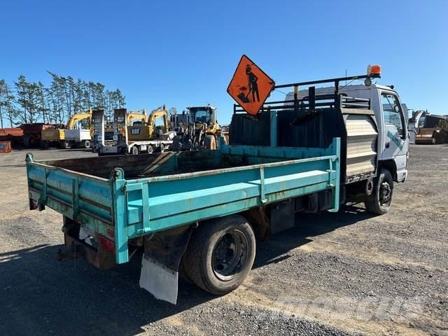 Isuzu NPR 450L 街路清掃車