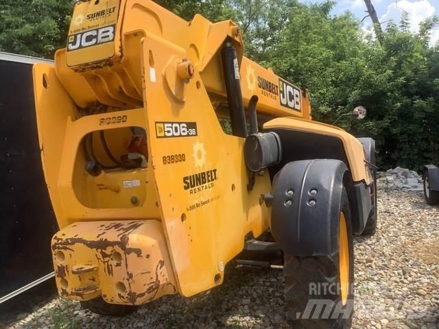 JCB 506-36 テレスコーピックハンドラー