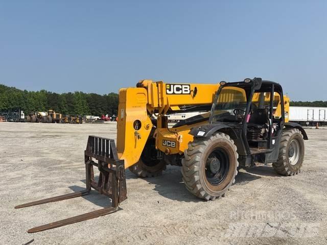 JCB 507-42 テレスコーピックハンドラー