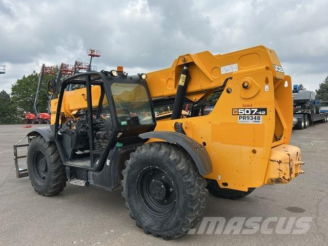 JCB 507-42 テレスコーピックハンドラー
