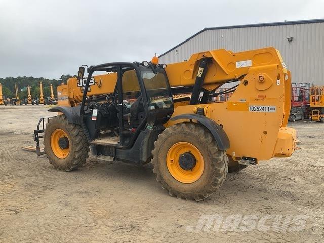 JCB 507-42 テレスコーピックハンドラー