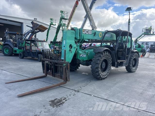 JCB 507-42 テレスコーピックハンドラー