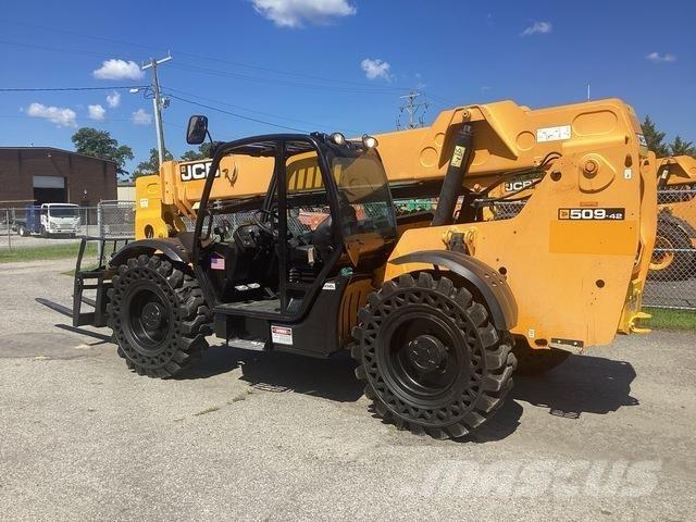 JCB 509-42 テレスコーピックハンドラー