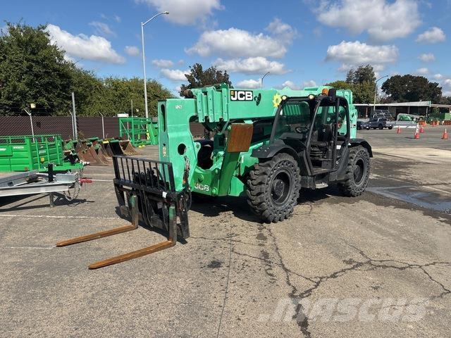 JCB 512-56 テレスコーピックハンドラー