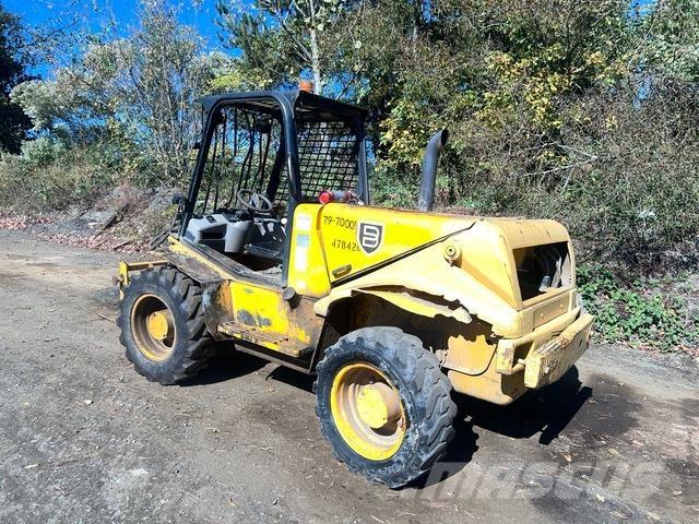 JCB 520 テレスコーピックハンドラー