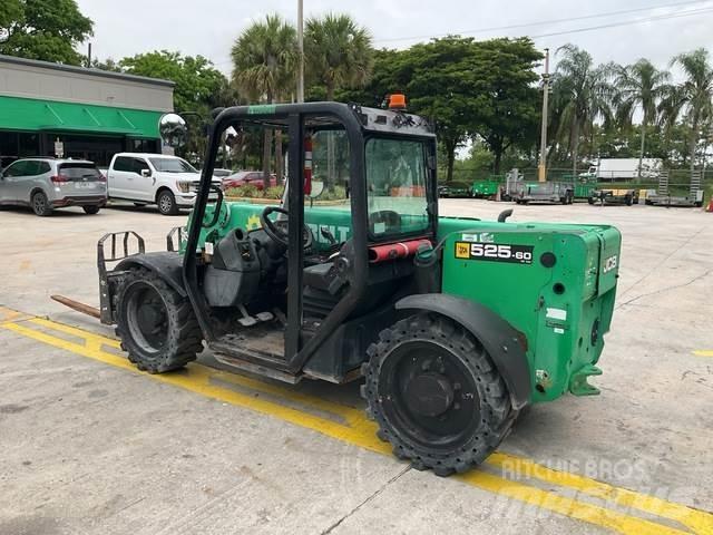 JCB 525-60 テレスコーピックハンドラー