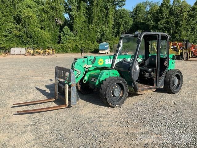 JCB 525-60 テレスコーピックハンドラー