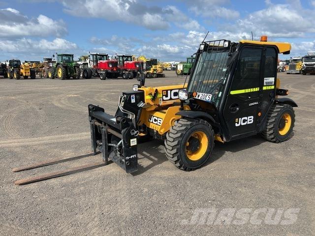 JCB 525-60 テレスコーピックハンドラー
