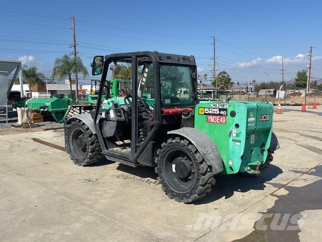 JCB 525-60 テレスコーピックハンドラー