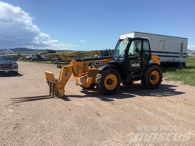 JCB 535-140 テレスコーピックハンドラー